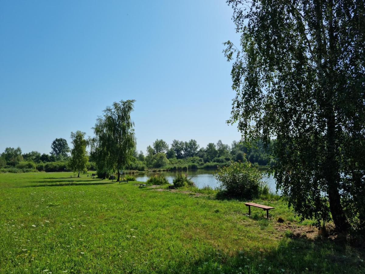 Lake Park Zator Bagian luar foto